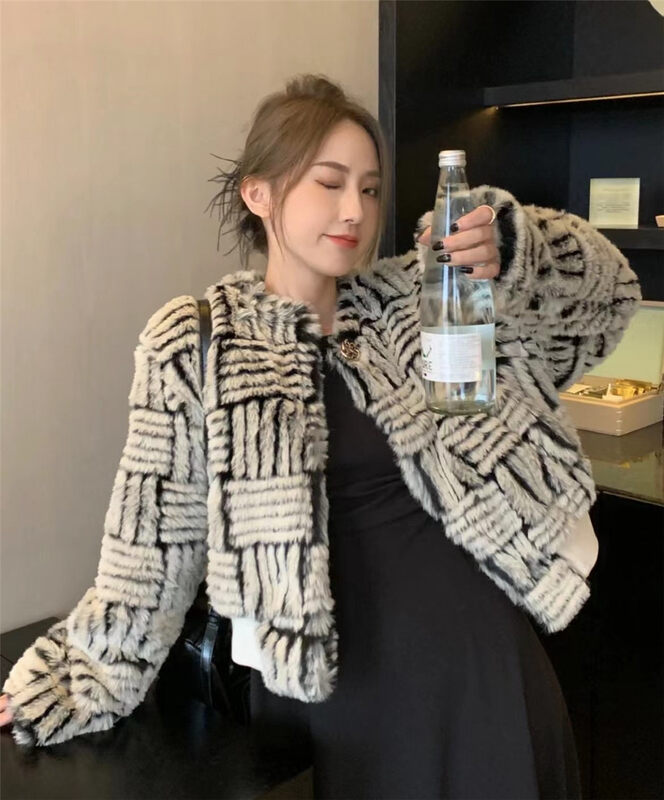 【MS STUDIO】Fashionable round neck contrast color short coat (without brooch) 9492# PCZ