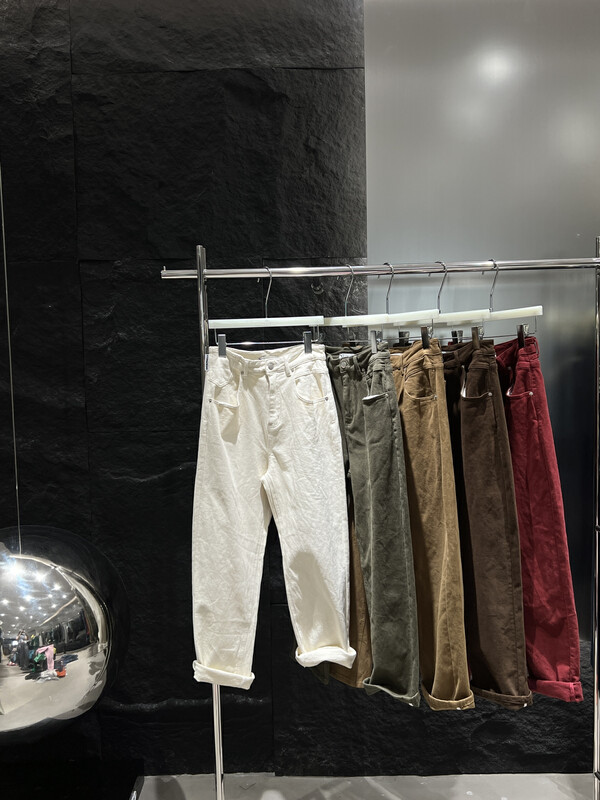 【BOBO1972】Fleece loose stretch jeans jeans all-match commuter 225660