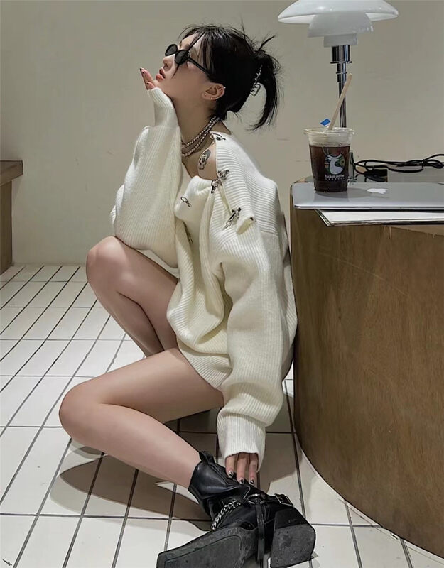 【MS STUDIO】Long Sleeve Korean Design Warm Sweater (with Pin) 9466# PCZ