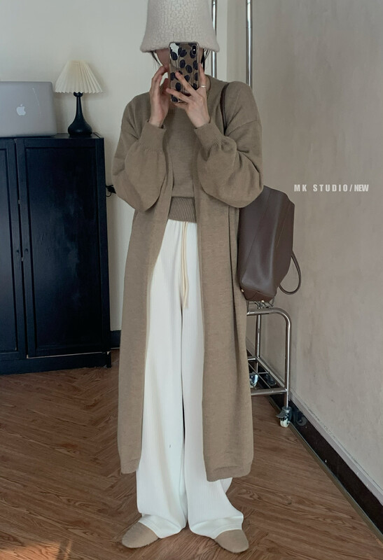 New in winter! [MK] Korean solid color round neck long knitted cardigan + simple and versatile vest suit 059# HJY