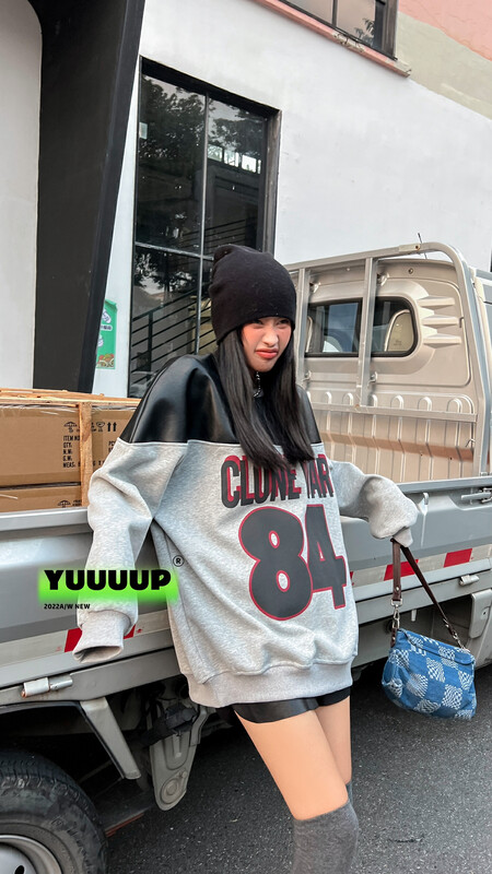 【FISH YU】84 digital 3D digital printing stitching PU leather fleece sweater 622663