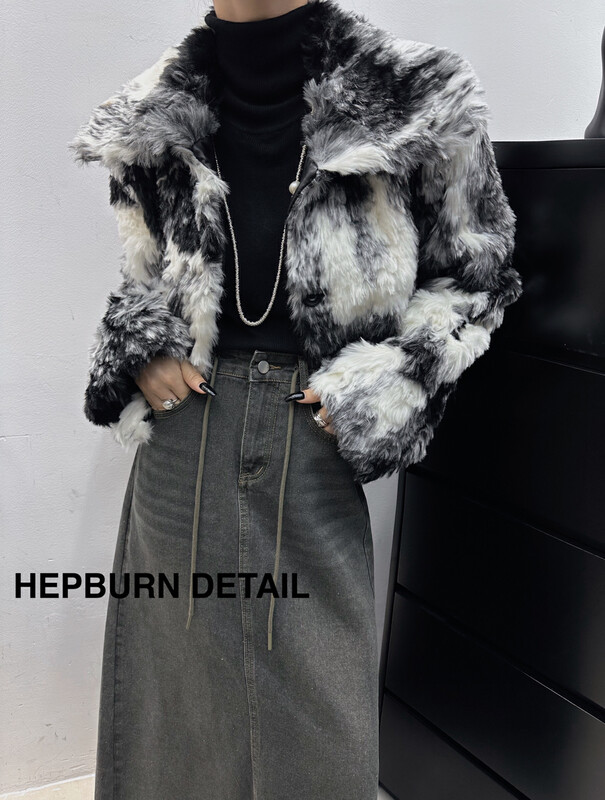 [HEPBURN Hepburn] Big-name cashmere plush short coat is all-match and slimming 5299