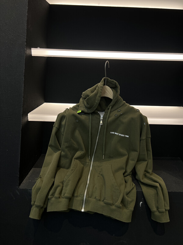 Original price 190.63! [BOBO1972] Thickened hooded loose sweater 217351
