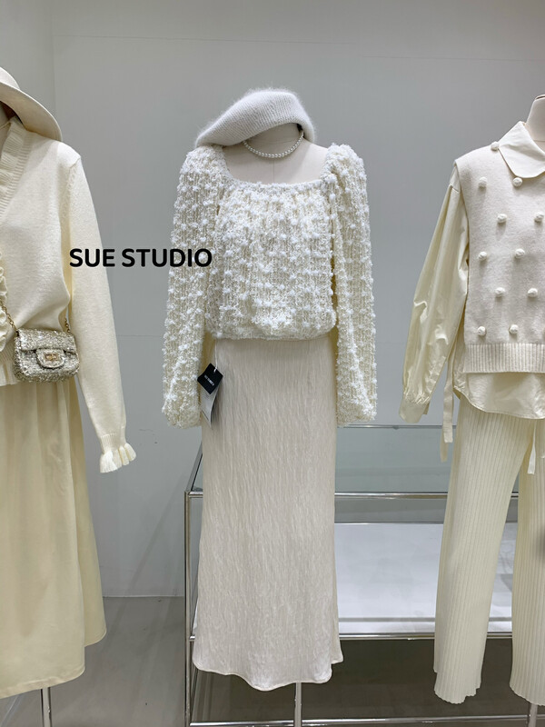 Autumn is new! [SUE STUDIO] split fishtail slim all-match skirt (sell skirt only) 98060# ZJY