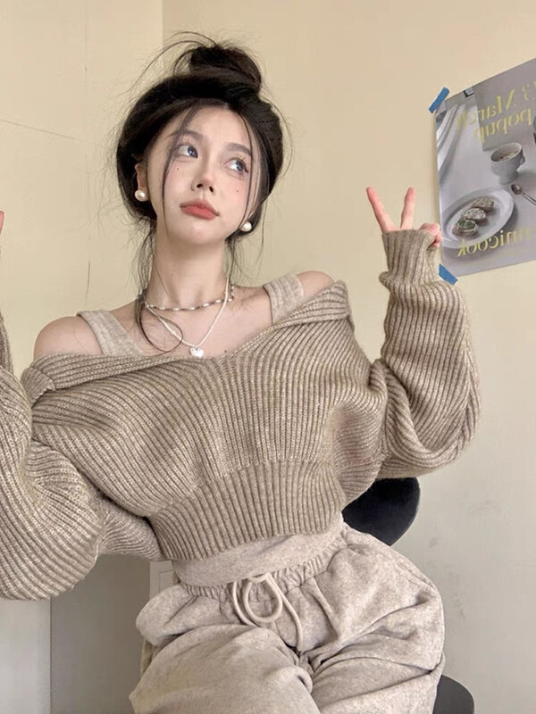 【F·P】Korean style solid color large lapel short warm sweater R20FP# HBX