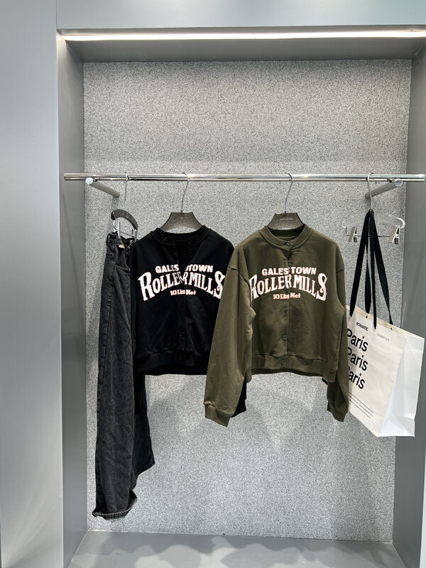 【BOBO1972 】Fleece Korean version sweater only sells tops 228178