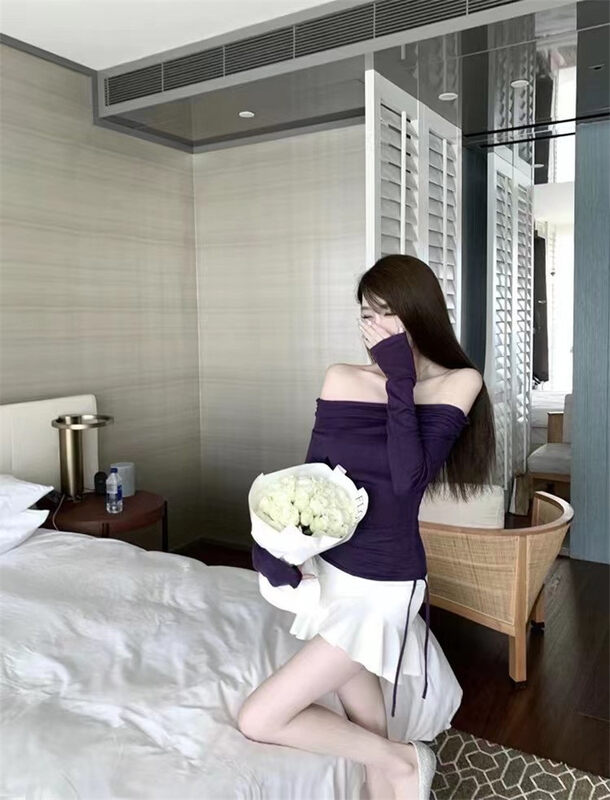 Autumn and winter new style!【MS STUDIO】Little woman pure desire one-shoulder warm sweater 9435# PCZ