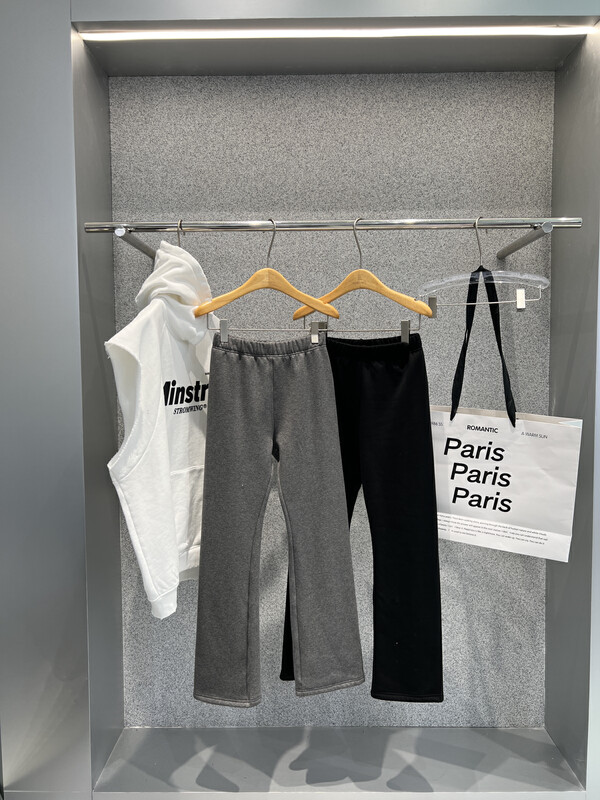 [BOBO1972] Elastic waist all-match slim casual pants (sold only pants) CQL225380
