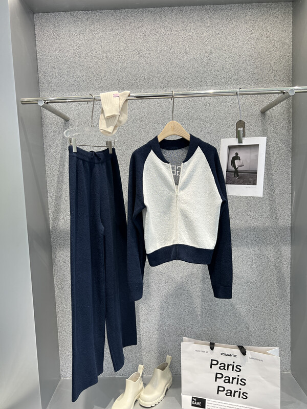 [BOBO1972] Temperament high-quality knitted sweater sweater only sells tops without pants 221586