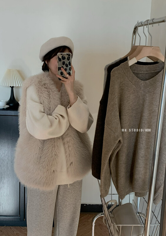 New in winter! [MK] imitation fox fur temperament fashion and comfortable vest 3653# HJY