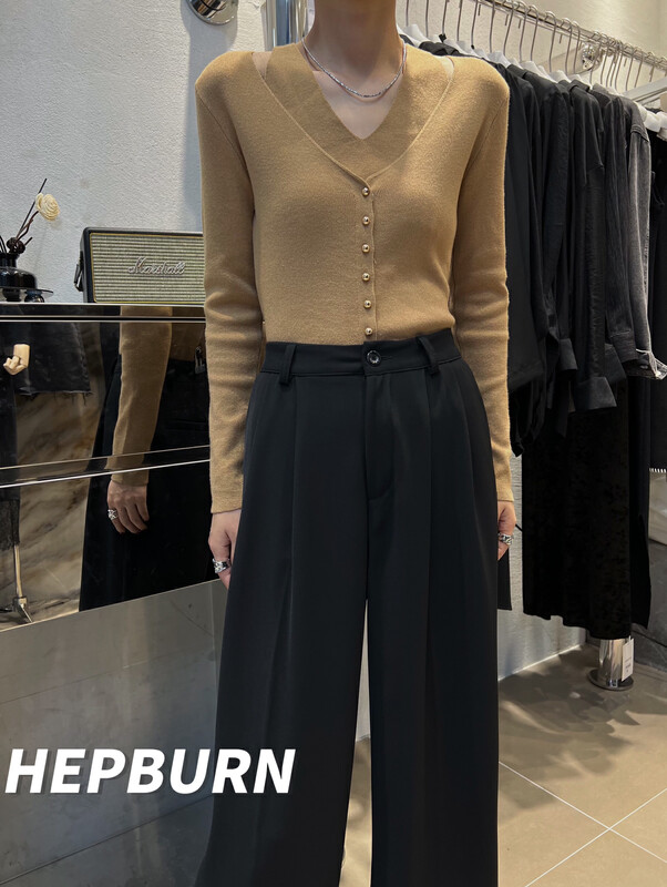 [HEPBURN Hepburn] fake two-piece cashmere knitted sweater all-match top Y55