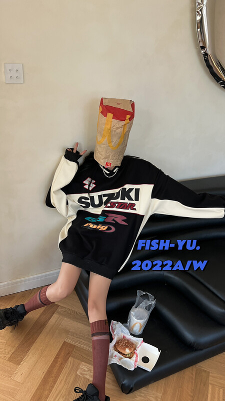 【 FISH YU 】American retro style letter foam printing z yellow stitching Zhudi fleece sweater 22638# CQW