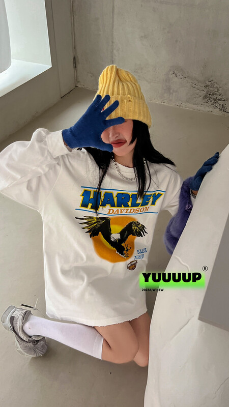 [FISH YU] American retro color drawing printing brushed thickening bottoming loose long-sleeved T-shirt 622667