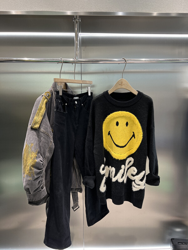 【BOBO1972】Smiley Loose Casual Sweater Sweater Thick Sweater Only Sweater 228239