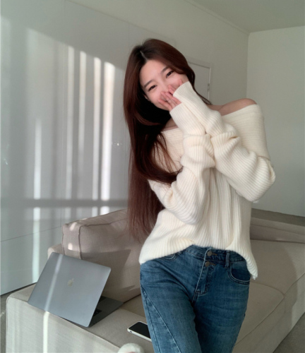 Real shot Korean chic temperament one-word collar off-shoulder pit strip self-cultivation all-match long-sleeved knitted sweater top women