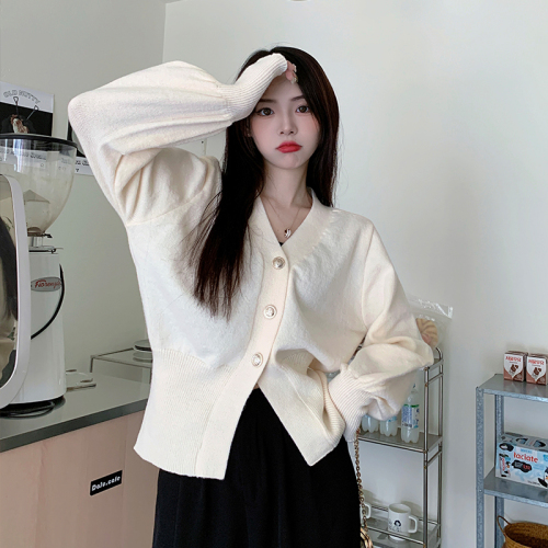 Real shot French retro waist knitted cardigan female Korean version temperament all-match solid color long-sleeved sweater jacket