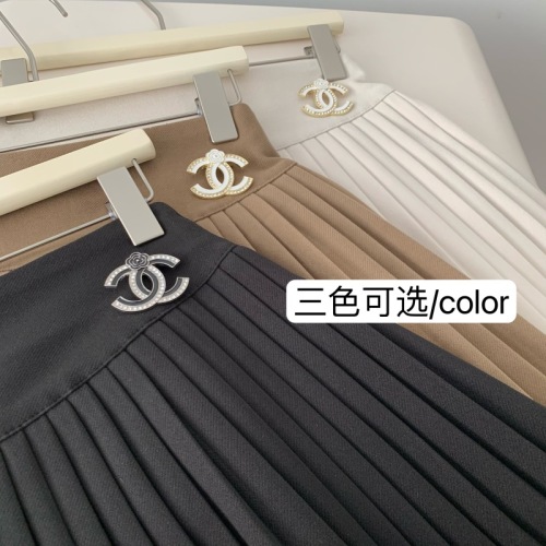 famous2022 autumn and winter small, high-waisted design, a-word waist, thin, small, pleated skirt women