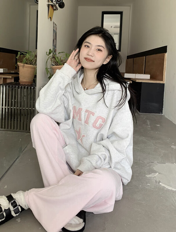 【LAB EEDA】Star Embroidered Hooded Thin Velvet Sweater W307# OZQ