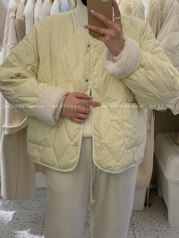 【CHEN/MK】Korean version of sweet contrasting warm down jacket (with scarf) (including 90% white duck feather) YR07# HJY
