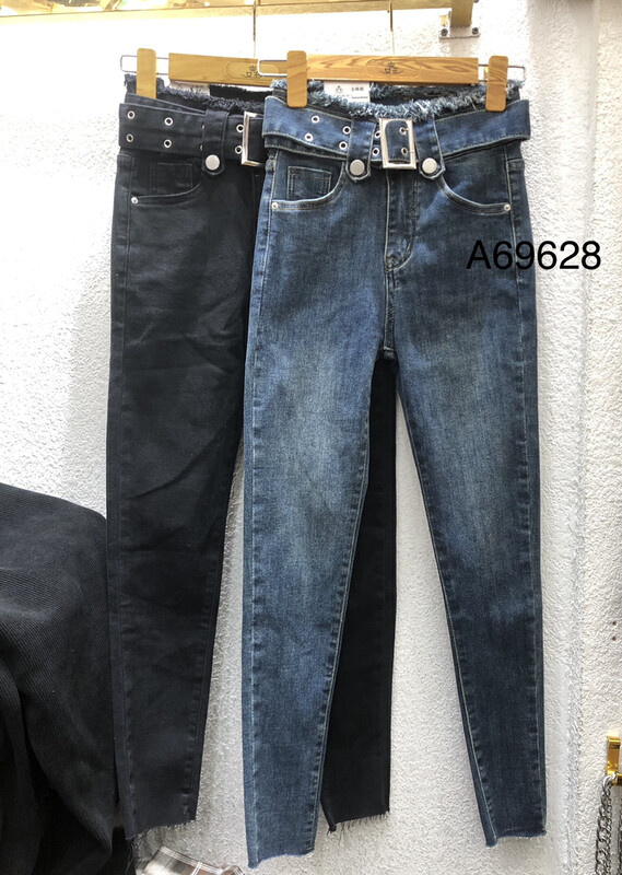 【QUEEN QUEEN】Small feet comfortable and slim jeans (with belt) A69628# CL