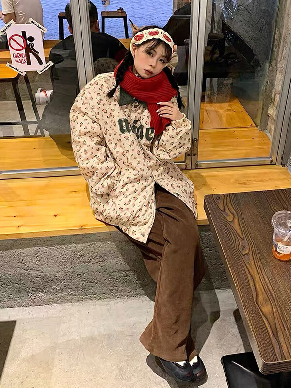 【LAB EEDA】Hong Kong style retro small flower polo collar quilted warm cotton jacket M226# OZQ