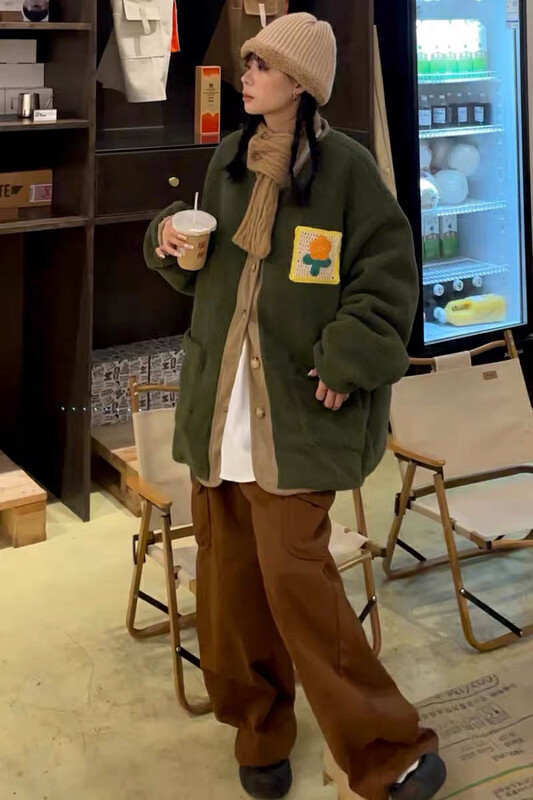 [LAB EEDA] Small flower retro oversize plush warm padded jacket M224# OZQ
