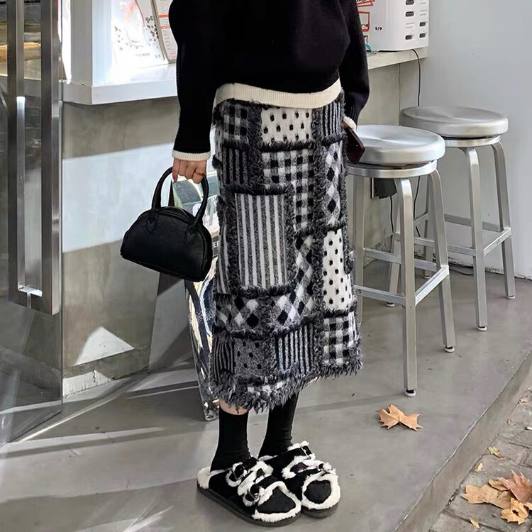 New in winter! [JUN.T] Plaid High Waist Split Straight Hip Skirt 6998# PCZ
