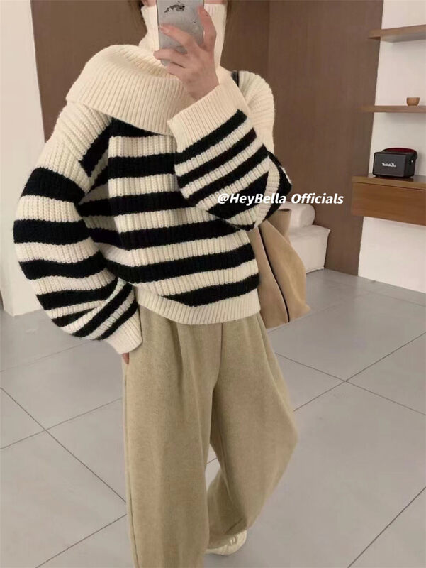 [HEY BELLA] Round neck pullover striped loose and comfortable warm sweater (with scarf) B9728# L