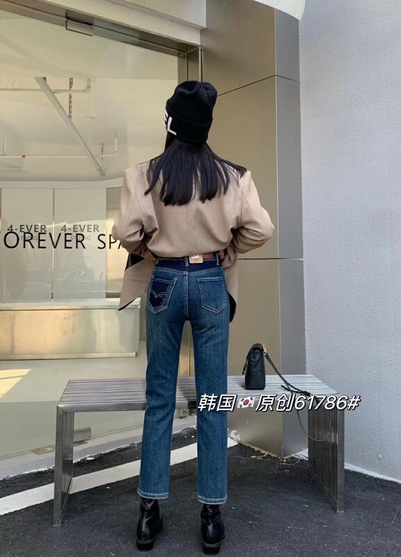 [Korean original] Autumn and winter all-match flocking cigarette pants jeans 61786