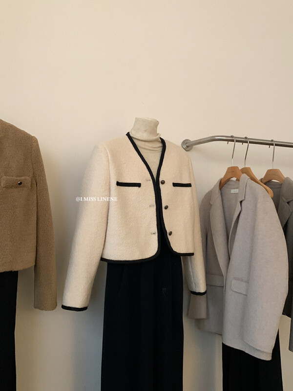 [IMISS] French temperament v-neck contrast color wool small fragrance coat short coat containing 67 wool QK6538