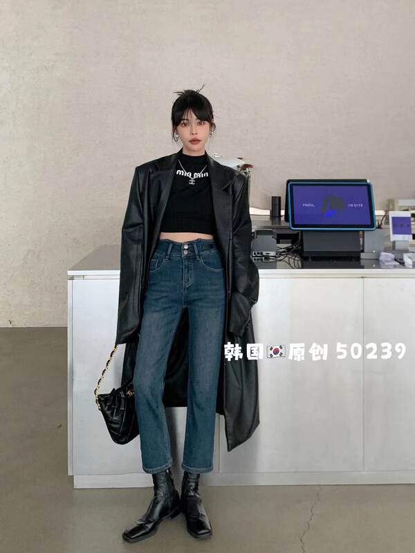[Korean original] winter mink velvet V-waist cigarette pants jeans 50239