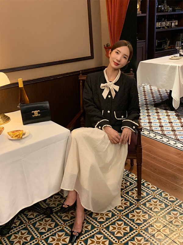New in winter! [NEW OPEN] Korean style age-reducing diamond bow short jacket FW80526# ZXX