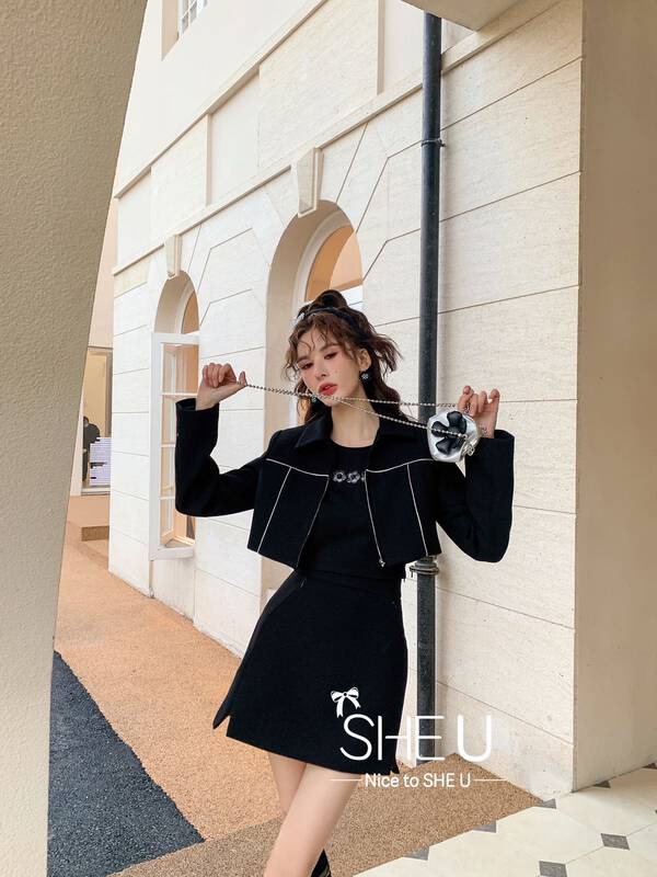 Original price 84.60! [SHE U] Korean version design line retro skirt c80037