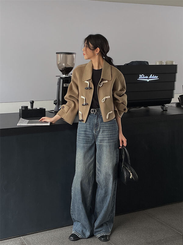 【CLEAN SPACE】Korean style horn button lapel short wool coat (72% wool) 32561# CQW