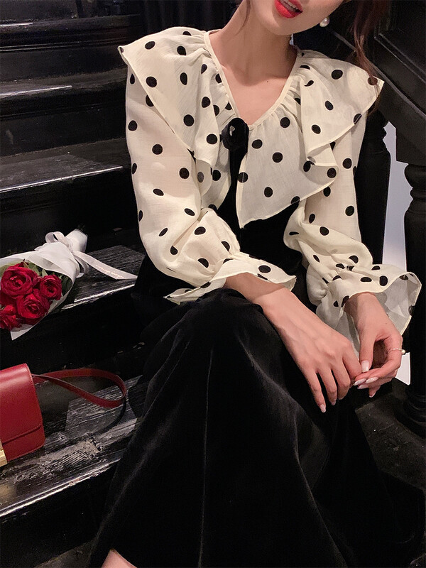 【NEW OPEN】French flared sleeve v-neck ruffled velvet dress VL80508# ZXX