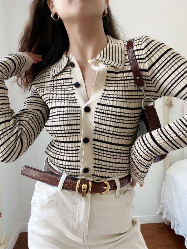 French retro knitted cardigan women's spring 2022 new striped single-breasted slim short wool knitted long-sleeved top