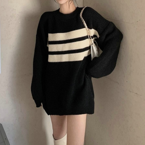Mid-length sweater loose women's lazy style 2022 new winter outer wear knitted sweater pullover long-sleeved top trendy