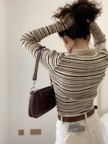 French retro knitted cardigan women's spring 2022 new striped single-breasted slim short wool knitted long-sleeved top