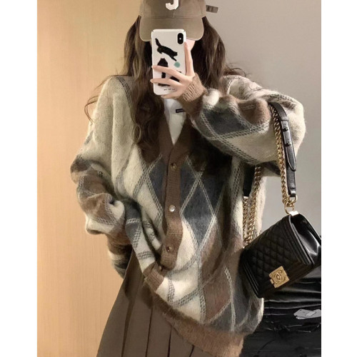 Retro Rhombus Sweater Jacket Women's  Autumn Design Sensation Niche Lazy Wind Soft Waxy Knit Cardigan Top