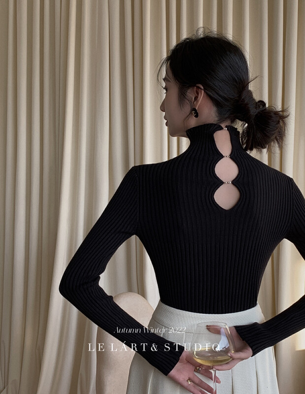 [LE LART] French design hollow pearl decoration turtleneck bottoming sweater sweater XL278