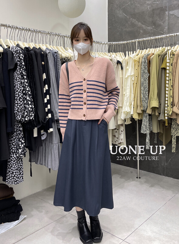 New in winter! [UONE] Retro casual striped knitted cardigan 9172# LSL