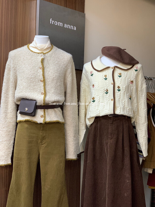 Autumn is new! [FROM ANNA] Contrast color lapel heavy industry embroidered knitted cardigan (only sell cardigan) 1223# LSW