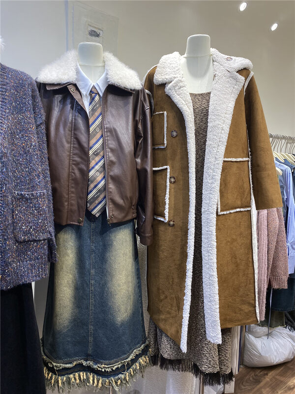 【BEST U】Fashionable stitching plush thickened large lapel coat B91918# LSW