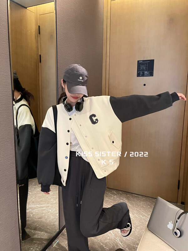 [KISS SISTER] Korean version age-reducing college style baseball jacket jacket 22Y9836
