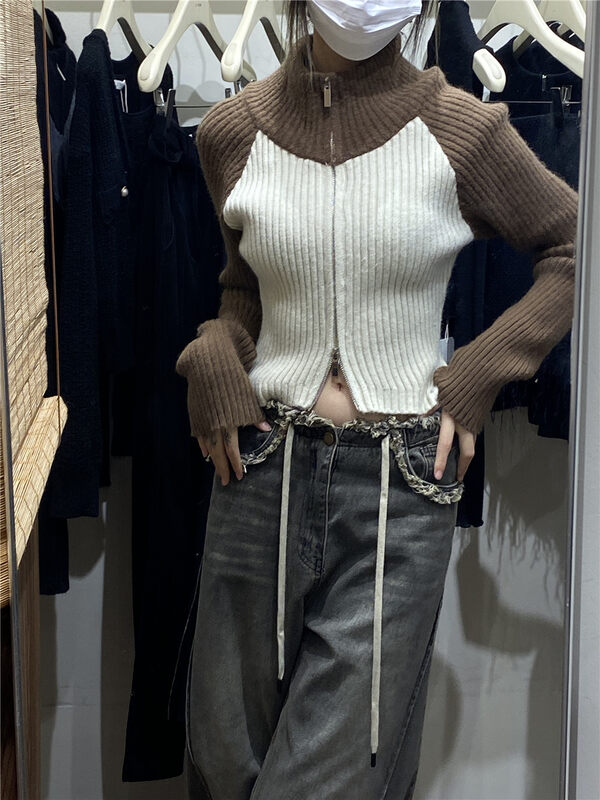 【BEST U】Stylish contrast color stand-up collar zipper knitted cardigan 83681# LSW