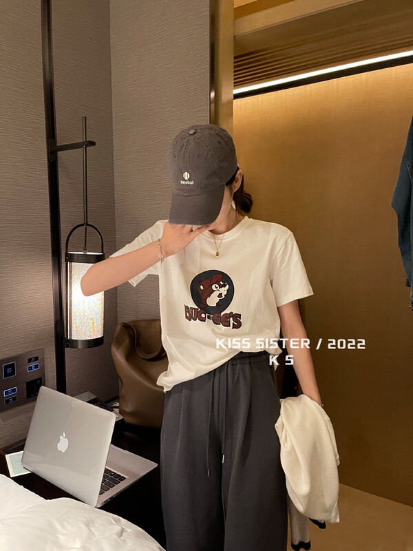 【KISS SISTER】Korean age-reducing cartoon short-sleeved T-shirt 22Y9832