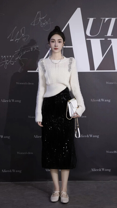 【SAVAGE】Western style all-match solid color high waist elastic waist sequin design rear split skirt S1310# WPL