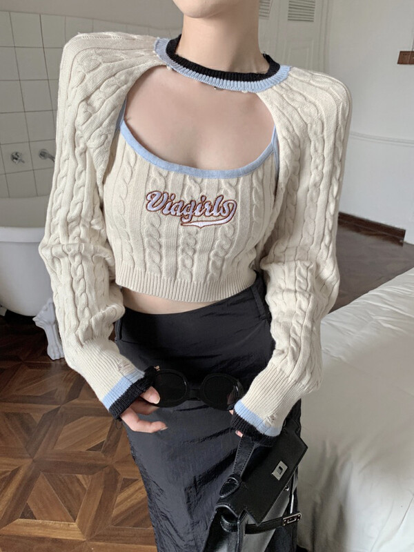 [Blue Show] Korean embroidered vest + long-sleeved knitted blouse suit 7604# LSW