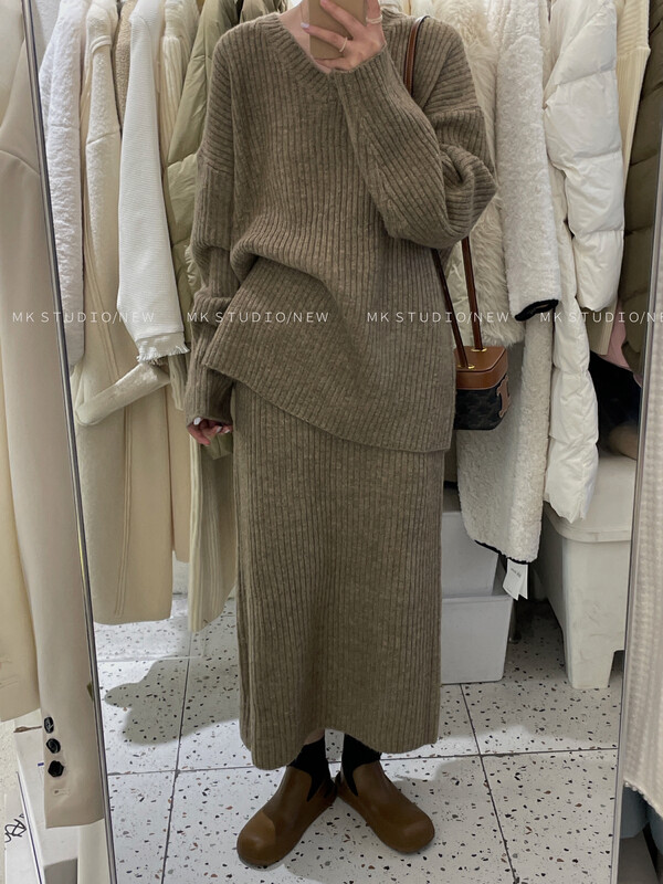 【MK】Loose and simple sweater + Korean slim skirt suit s096# HJY