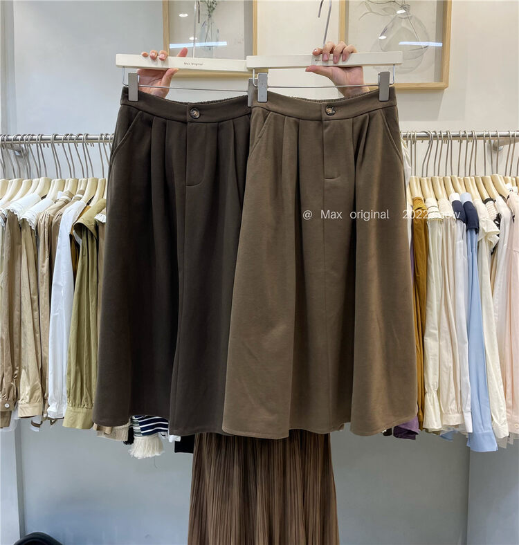 New in autumn! [MAX ORIGINAL] Textured high-waisted loose and slim skirt 98816# HBX